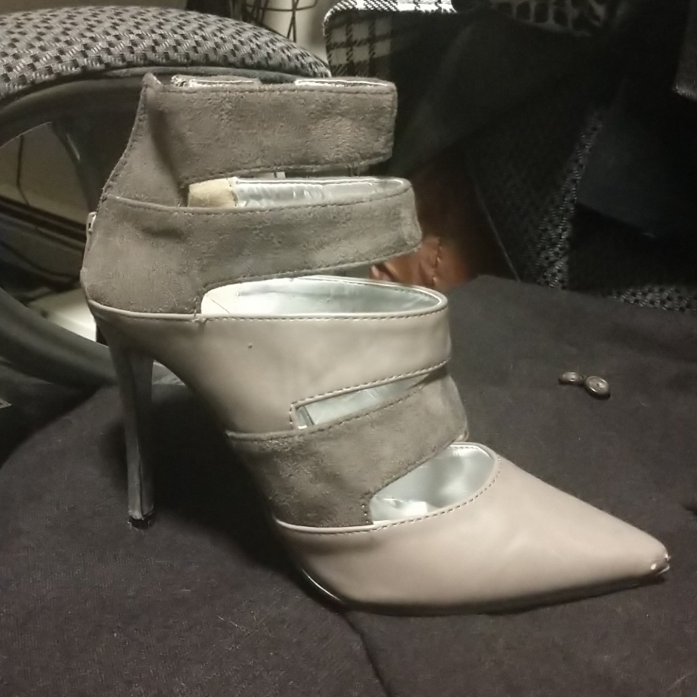 Luichiny strappy pumps